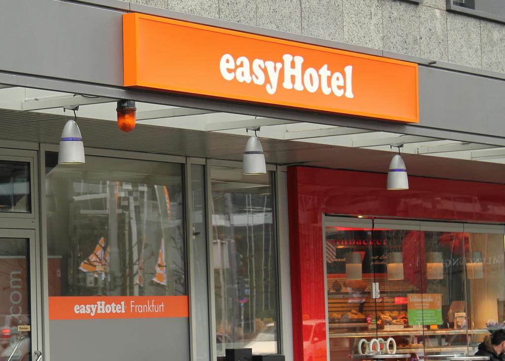 Easyhotel Frankfurt City Center Fráncfort del Meno Exterior foto